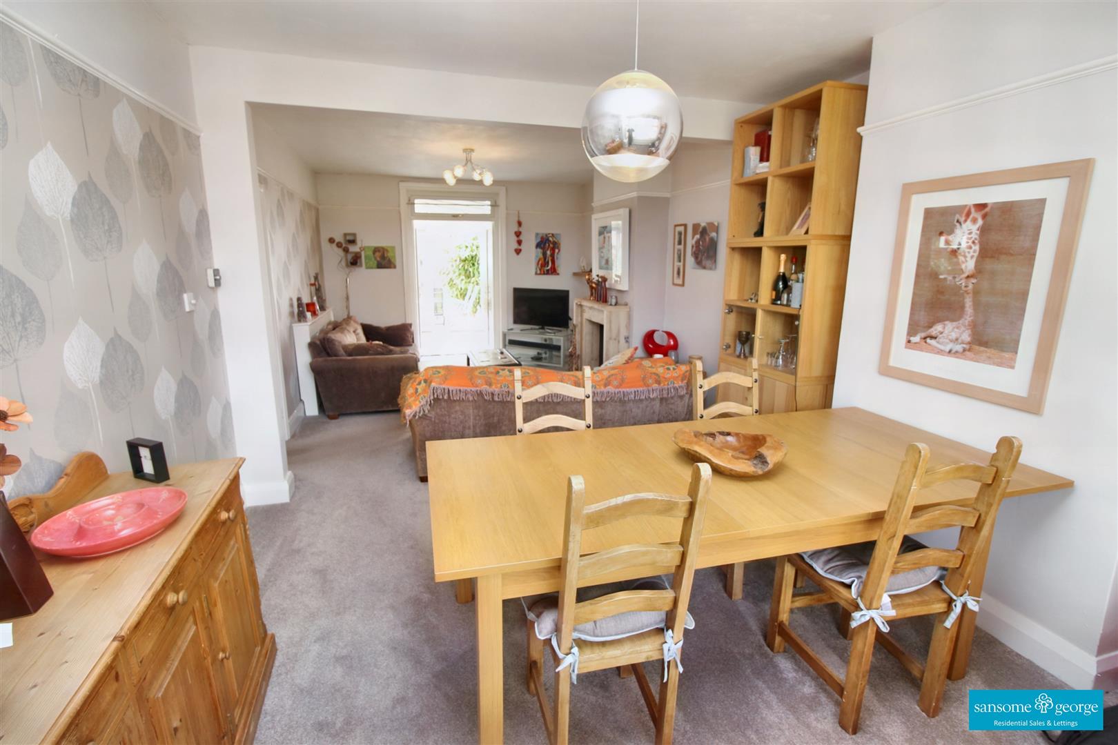 Woodland Drive, Tilehurst, Reading